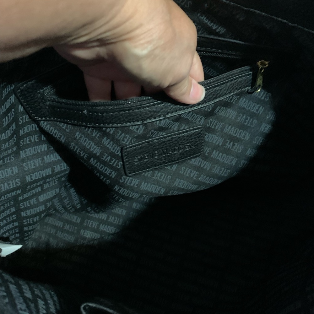 Steve Madden Black Tote Bag - Picture 7 of 16